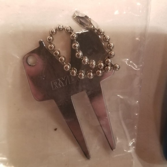 Vtg new old stock, Tag & T-Caddy w/tees, Bassett Golfaide, markers Ryder - Picture 6 of 7